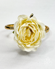 Floral Set - White Floral Necklace and Bracelet