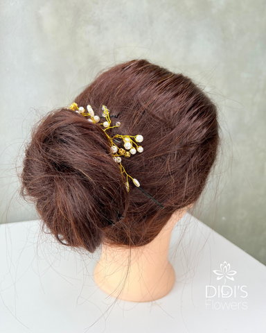 Flower Hairpiece Band - With Pearls