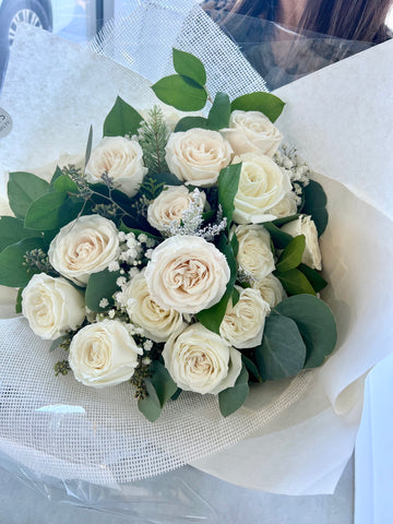 Lovey Dovey - 2 Dozen Roses