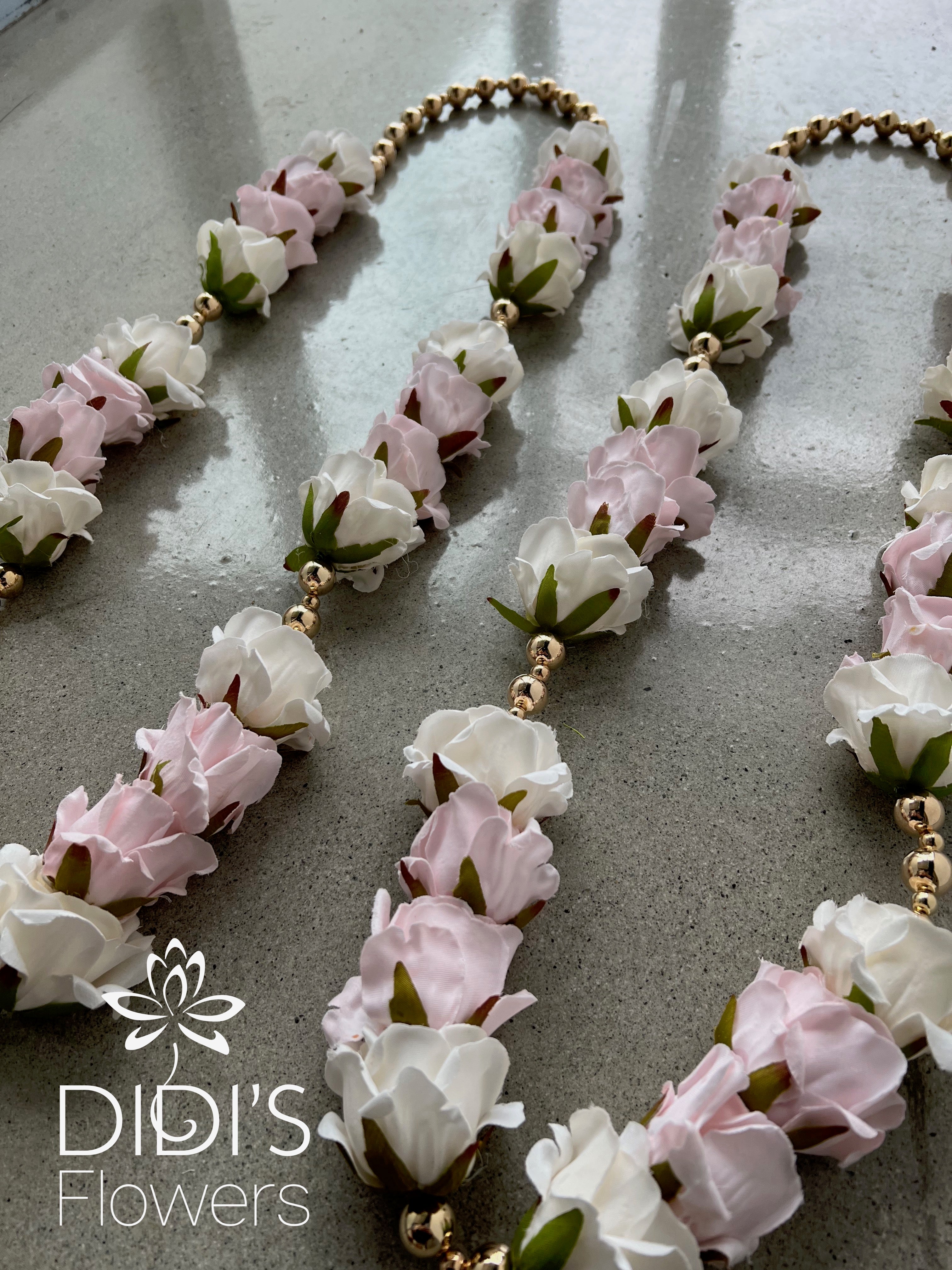 Mini Beaded Roses Mini Roses Garlands with beads – Didi's Flowers