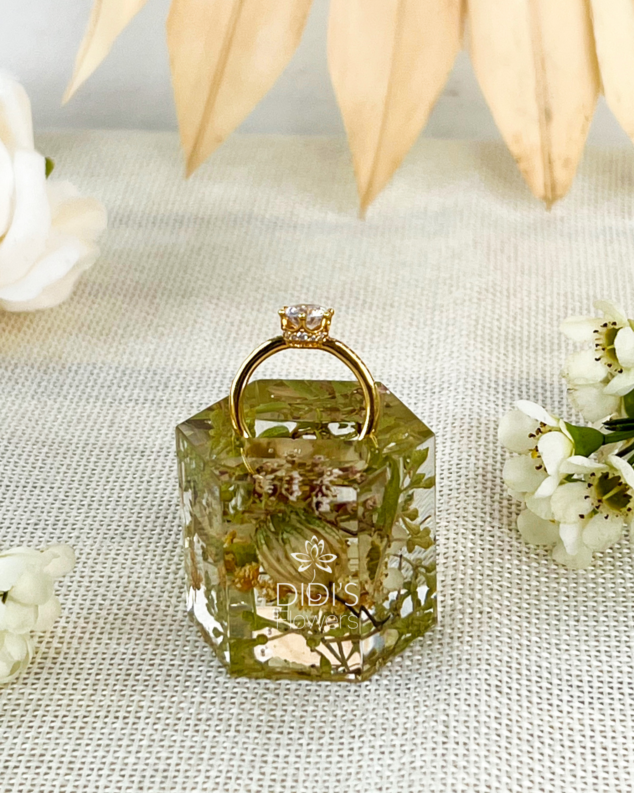 Wedding 2025 band holder