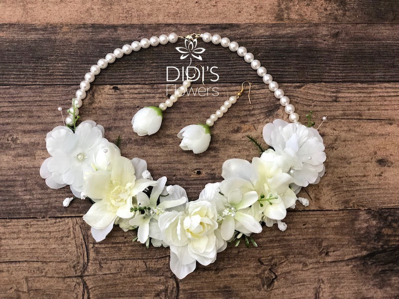 Floral Set - White & White Pearls